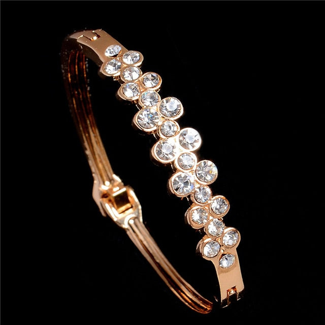 Load image into Gallery viewer, Fashion Gold Cuff Bracelets &amp; Bangles for Women Crystal Jewelry Female Charms Bracelet Ladies Pulseiras Bijoux Accessories