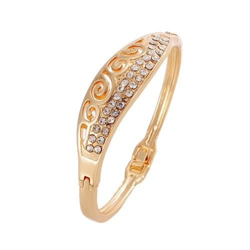 Load image into Gallery viewer, Fashion Gold Cuff Bracelets &amp; Bangles for Women Crystal Jewelry Female Charms Bracelet Ladies Pulseiras Bijoux Accessories